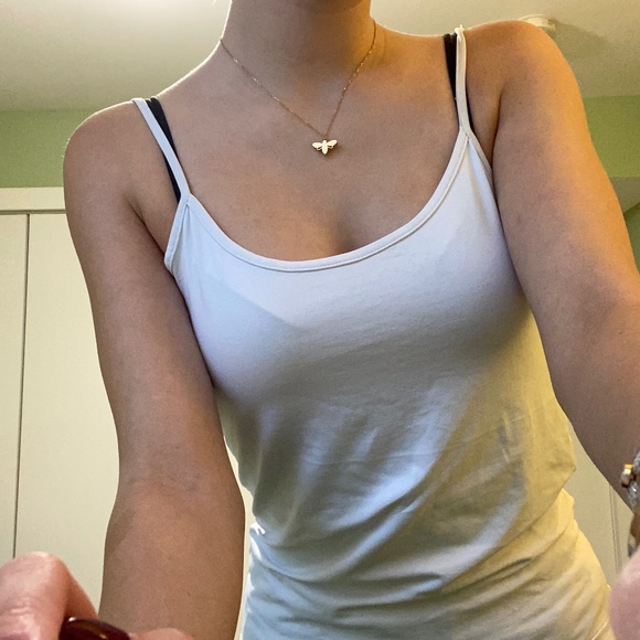 basic  white top - Picture 1 of 7
